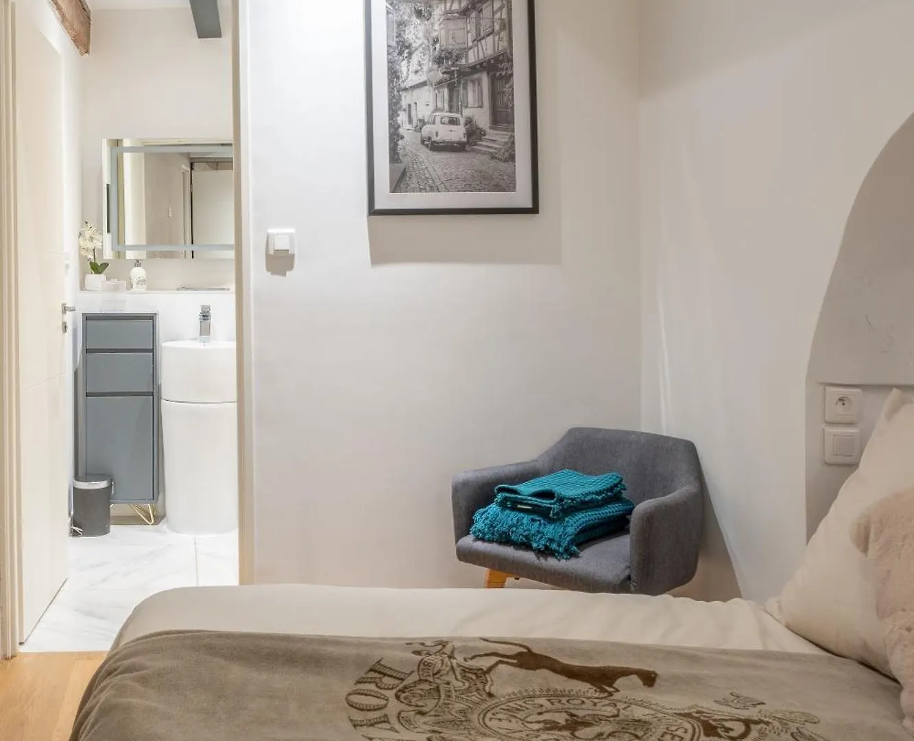 Le Yona Mirabeau - Appartement T3 Atypique Situe Dans Le Centre Ville Historique - Proche Rotonde エクス＝アン＝プロヴァンス フランス